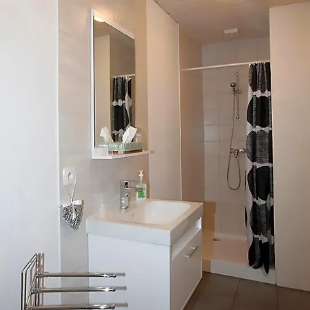 Arara Couette-café 3*